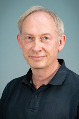 Prof. Dr. med. Matthias Zeis